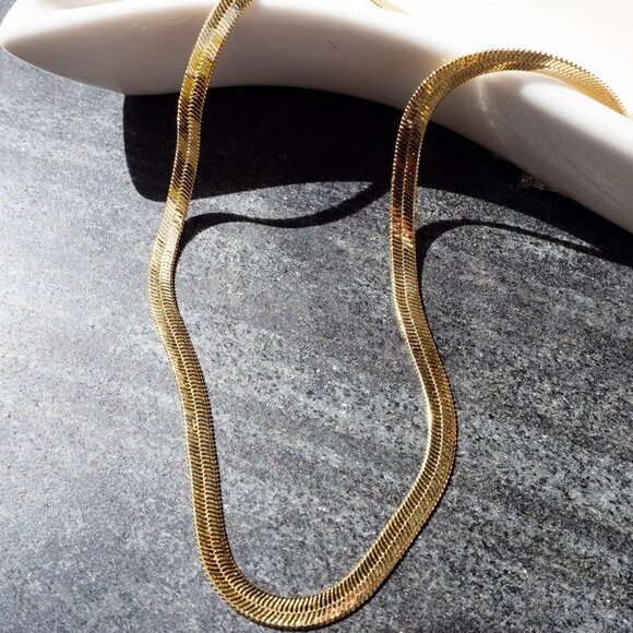 ⚡Snake Chain Herringbone Necklace For Women Gold Filled 14K Gold Silver Plated - Picture 4 of 7